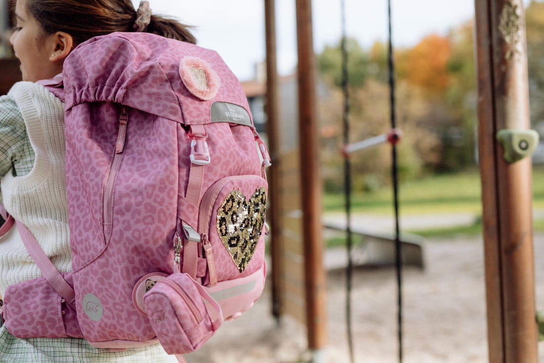 Mini backpack with buttons, Furry